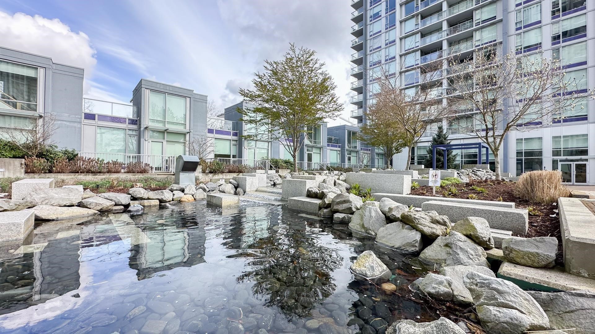 4701 13696 100 AVENUE Unit: 4701