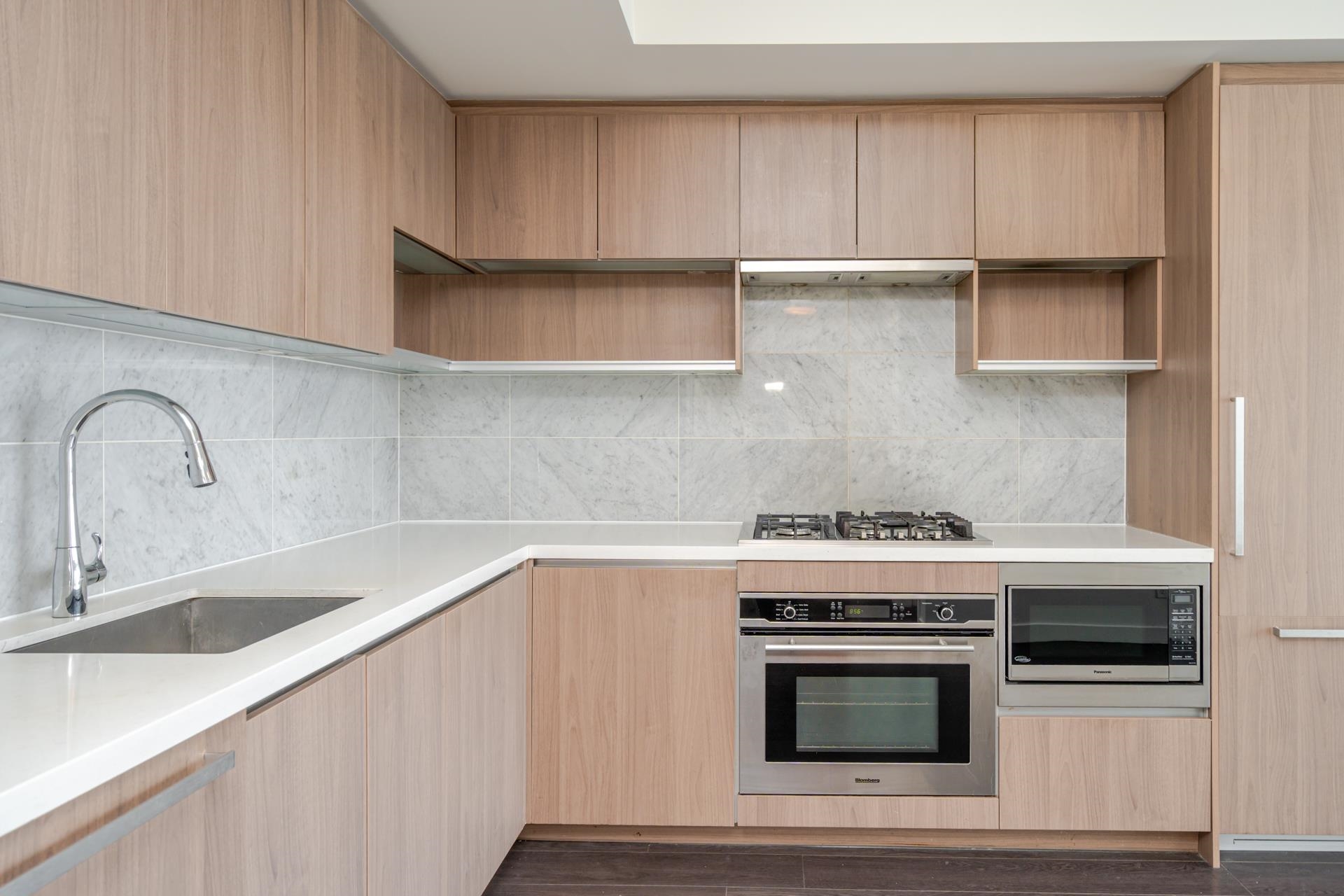 4701 13696 100 AVENUE Unit: 4701