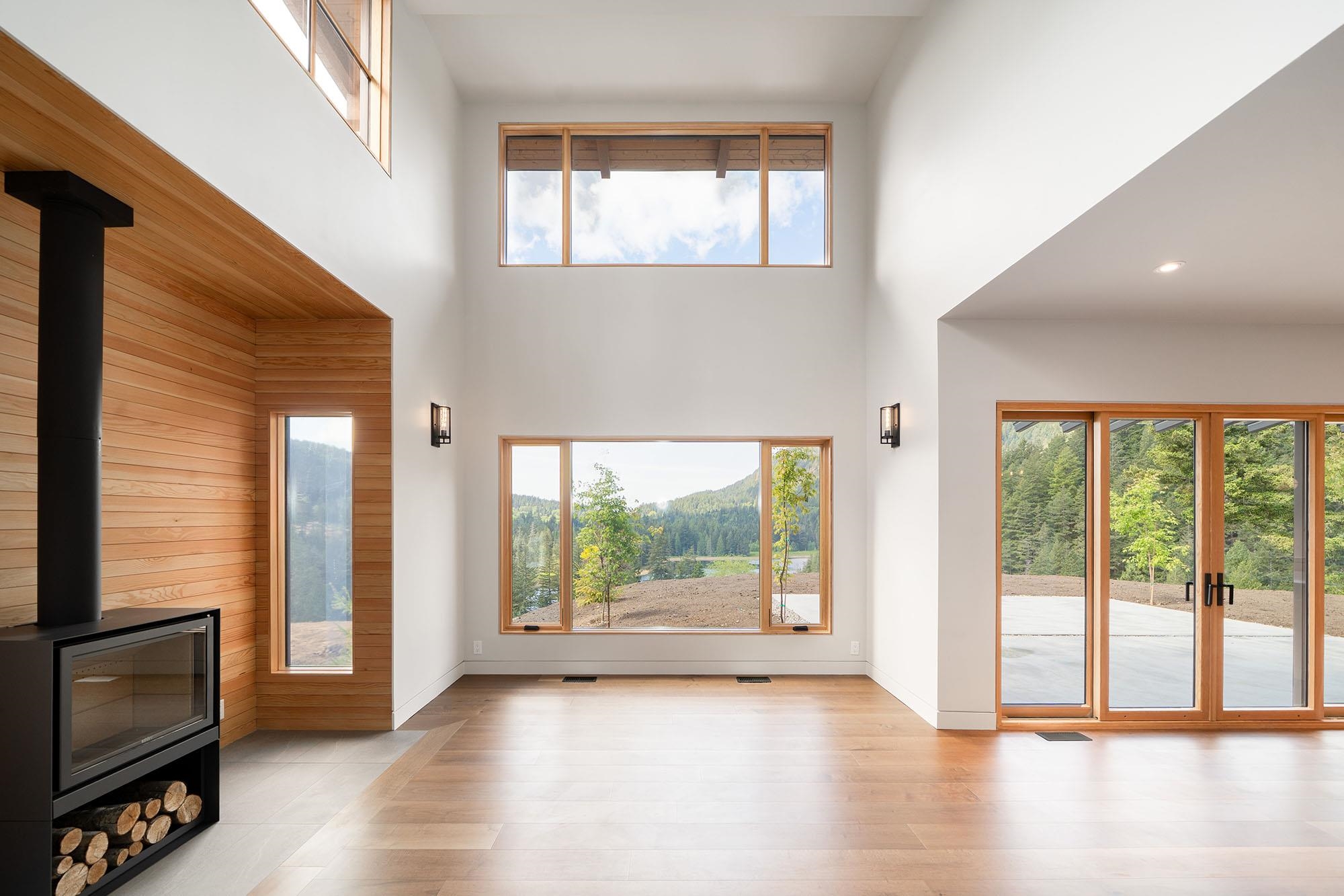 865 FORSTER LANE