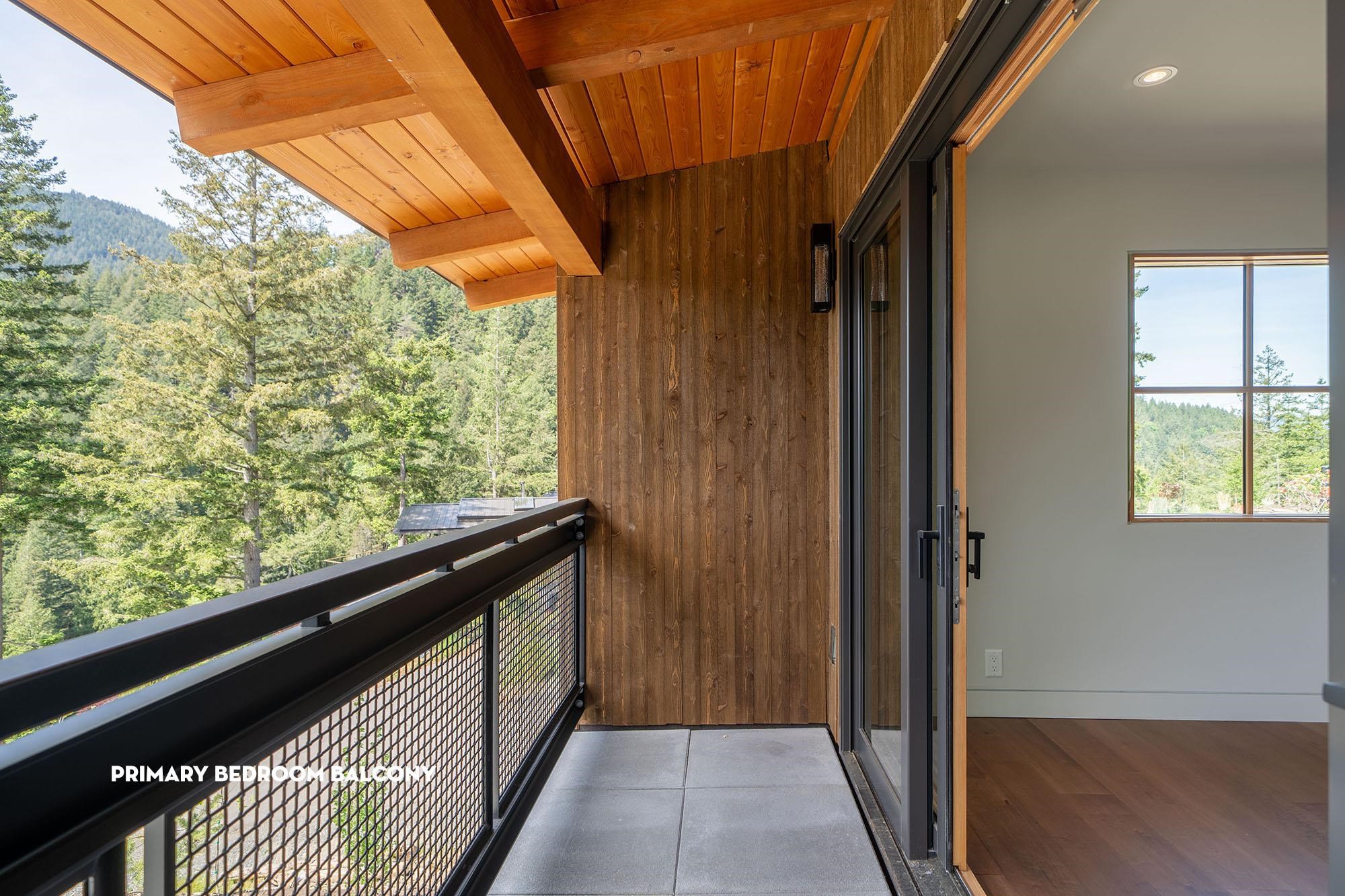 865 FORSTER LANE