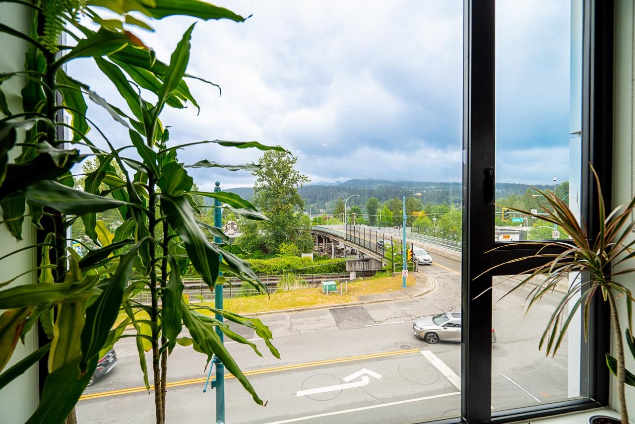 309 83 MOODY STREET Unit: 309