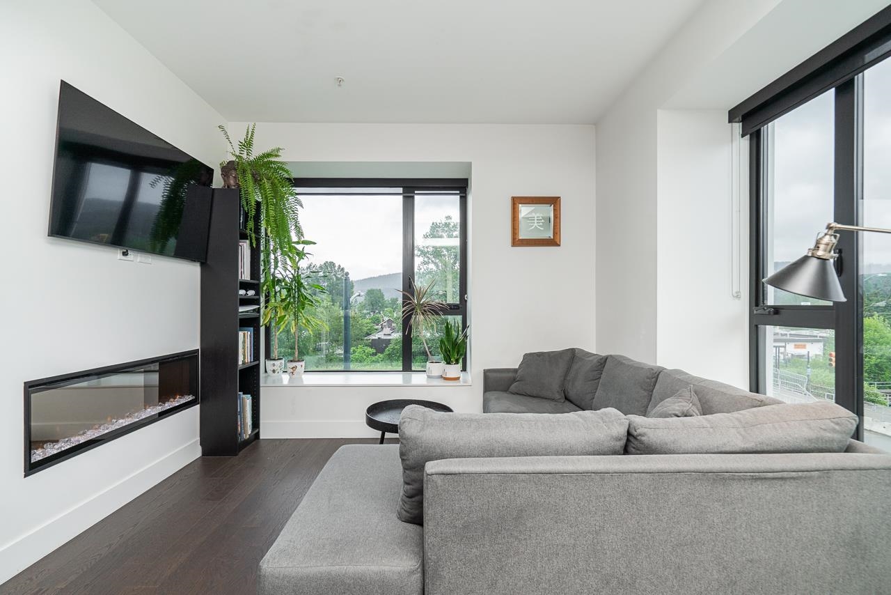 309 83 MOODY STREET Unit: 309