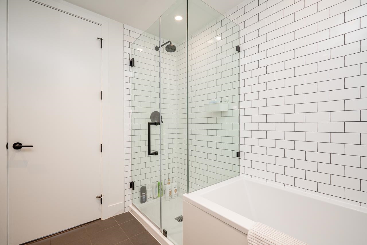 309 83 MOODY STREET Unit: 309