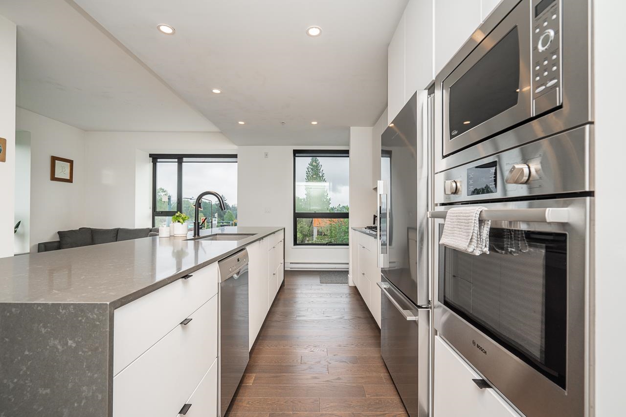 309 83 MOODY STREET Unit: 309