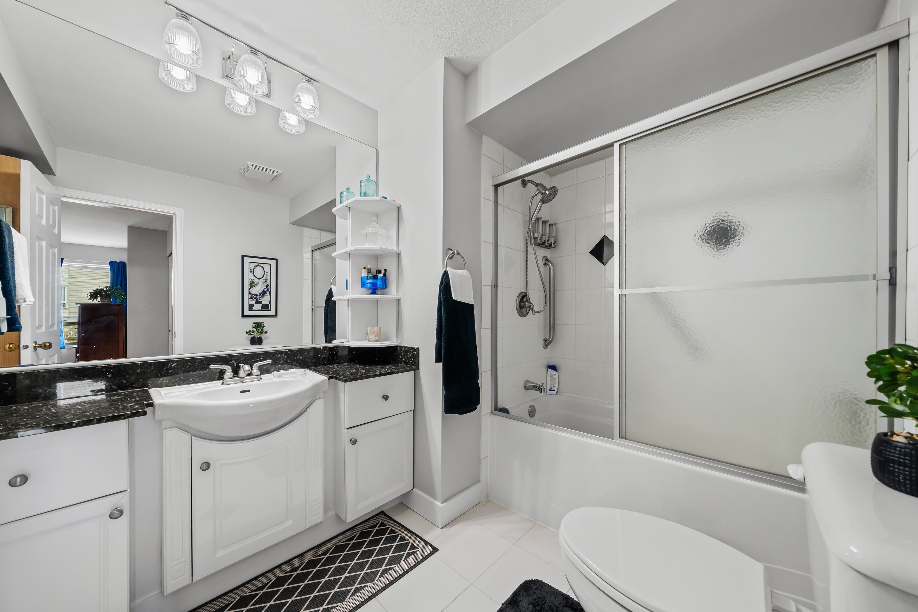 43 9273 122ND STREET Unit: 43