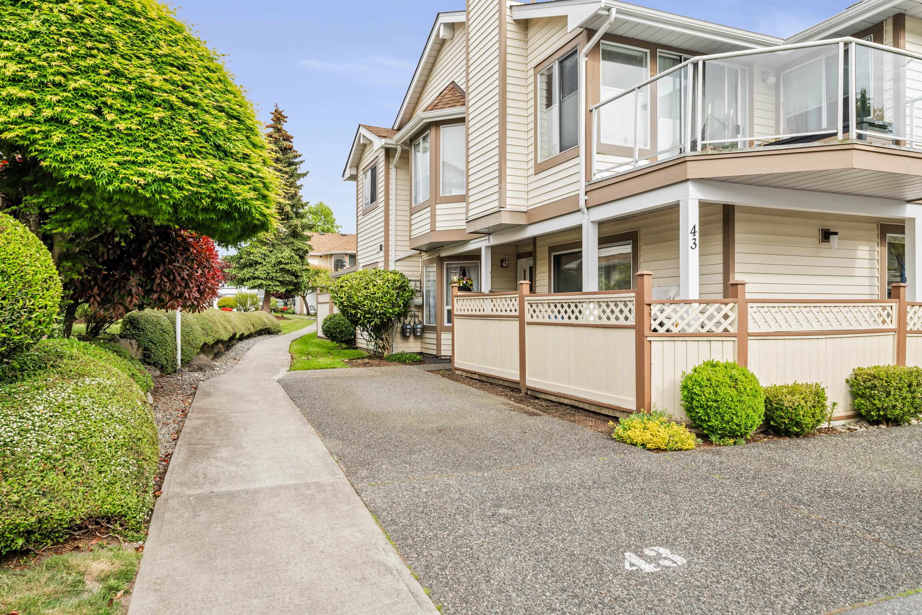 43 9273 122ND STREET Unit: 43