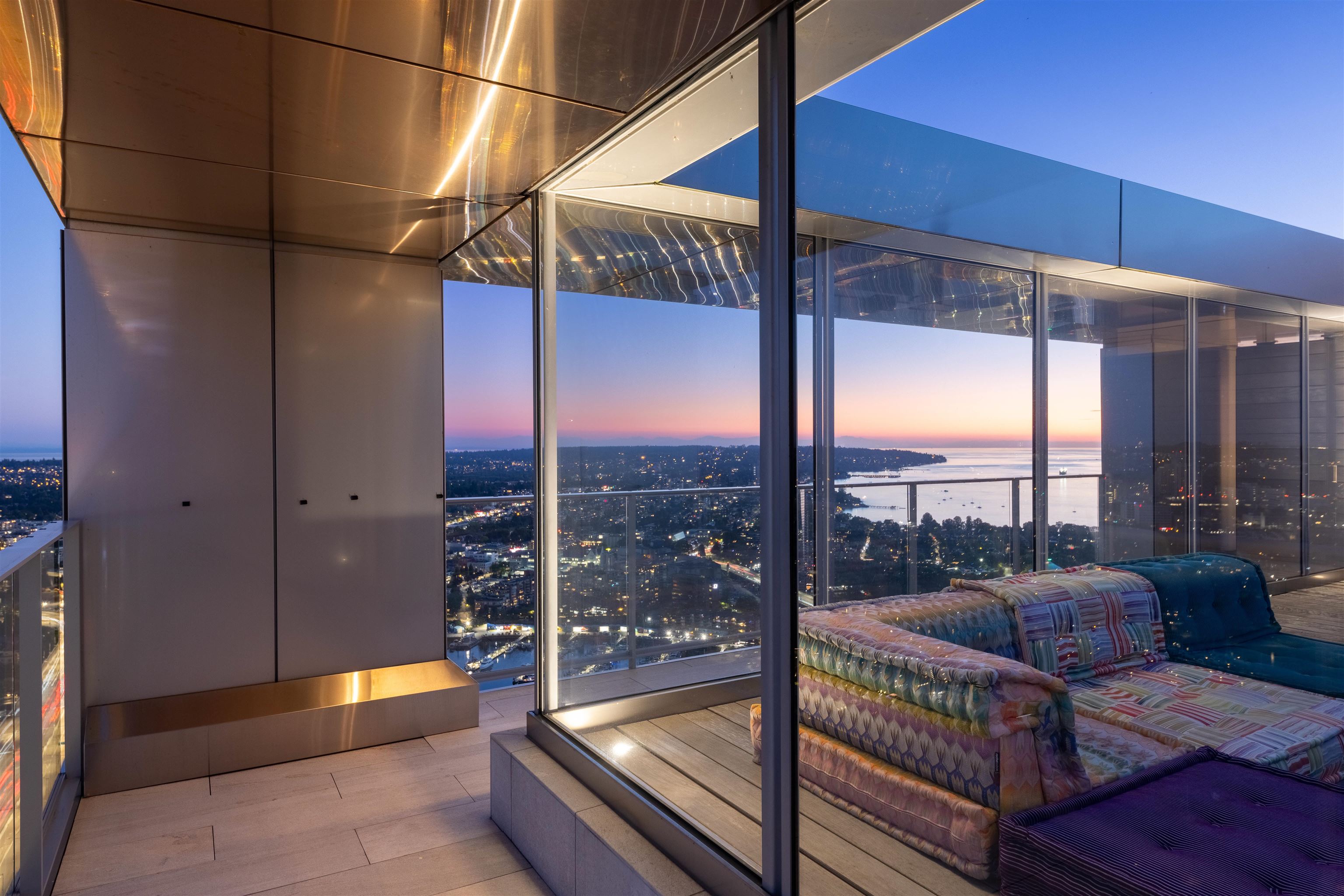 PH1 1480 HOWE STREET Unit: PH1