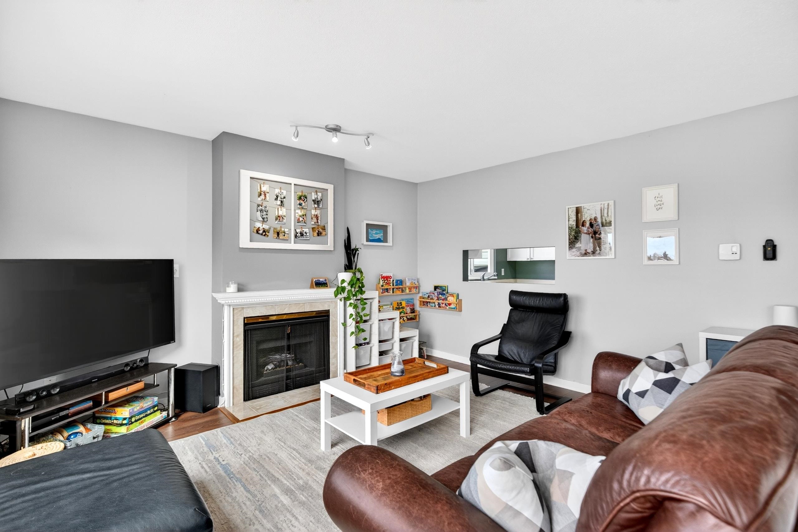 19 5661 LADNER TRUNK ROAD Unit: 19