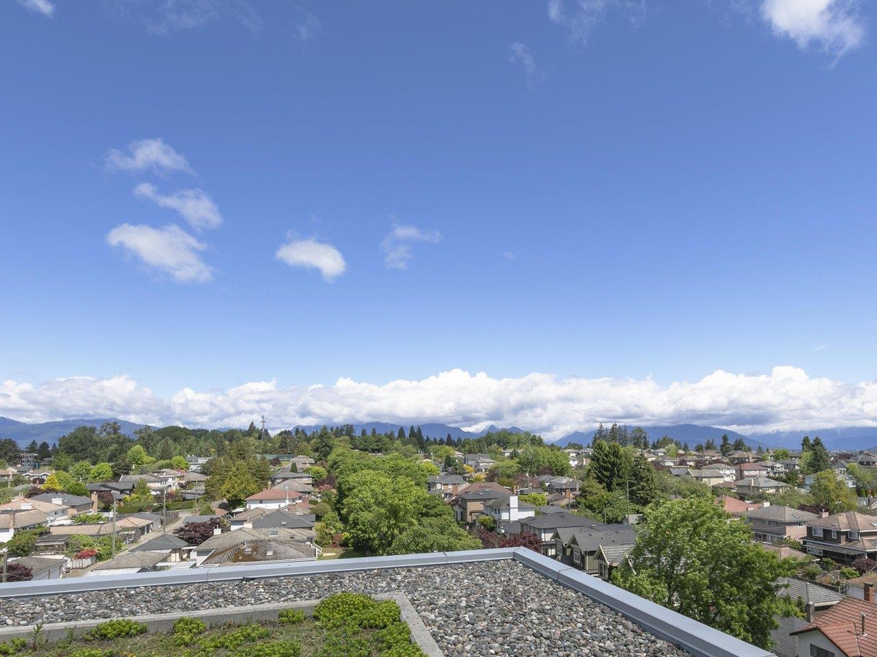402 5693 ELIZABETH STREET Unit: 402