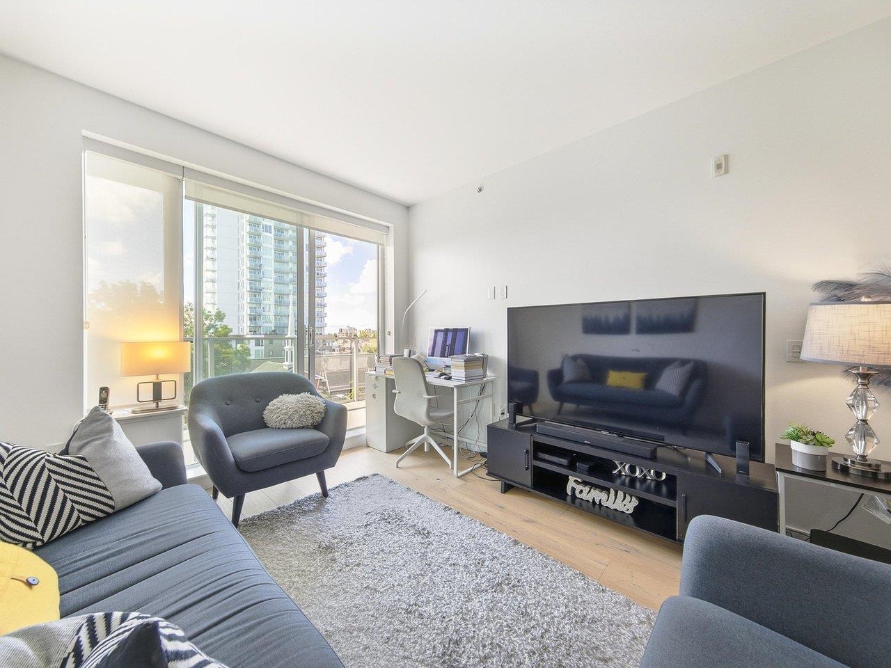 402 5693 ELIZABETH STREET Unit: 402