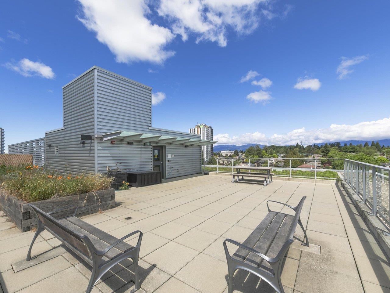 402 5693 ELIZABETH STREET Unit: 402
