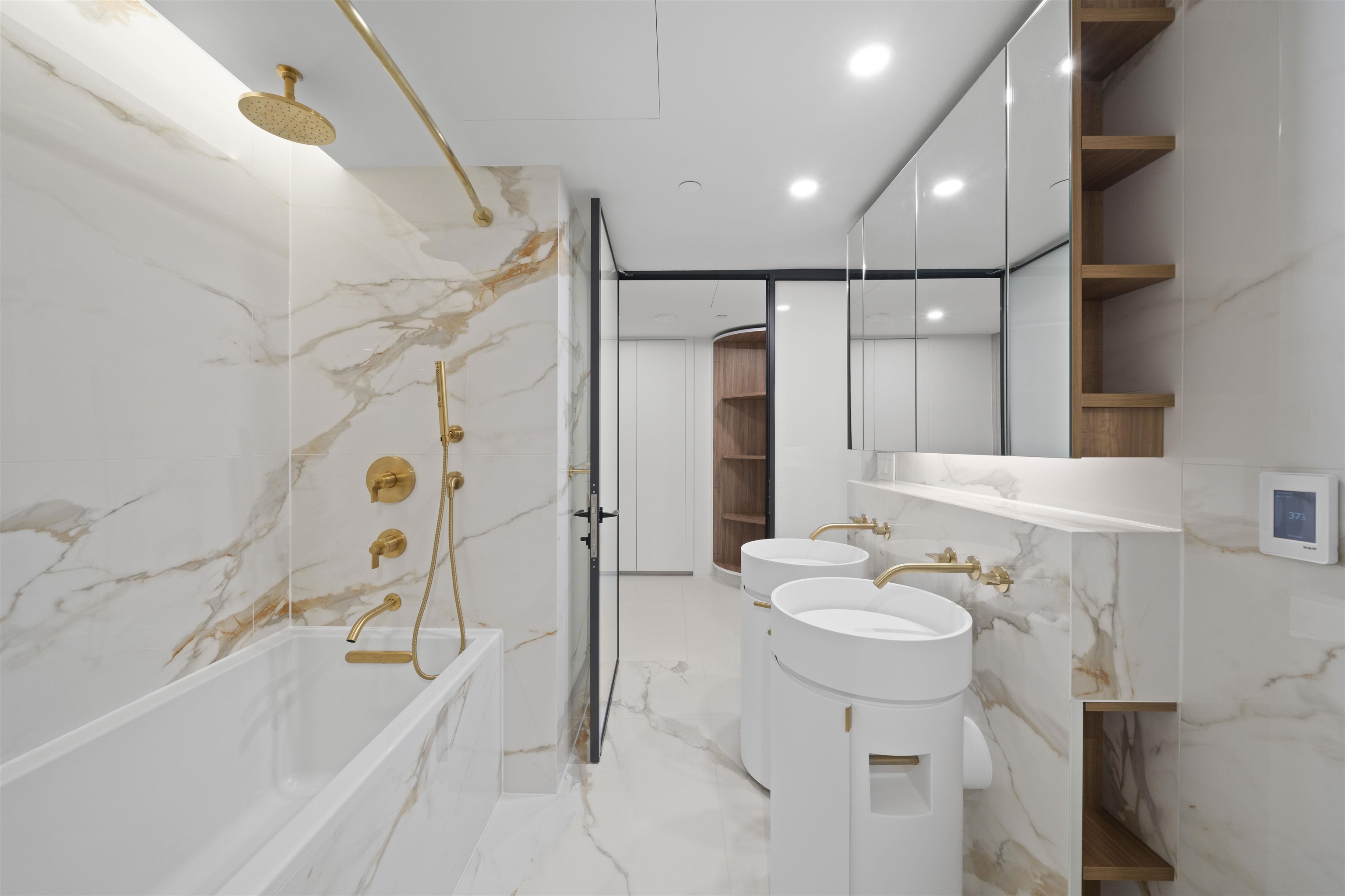 702 1033 NELSON STREET Unit: 702