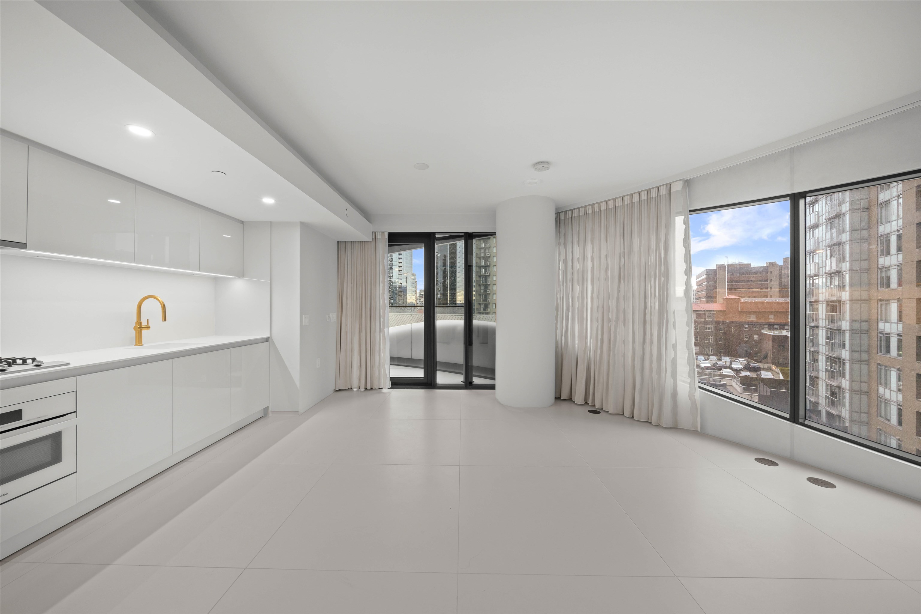 702 1033 NELSON STREET Unit: 702