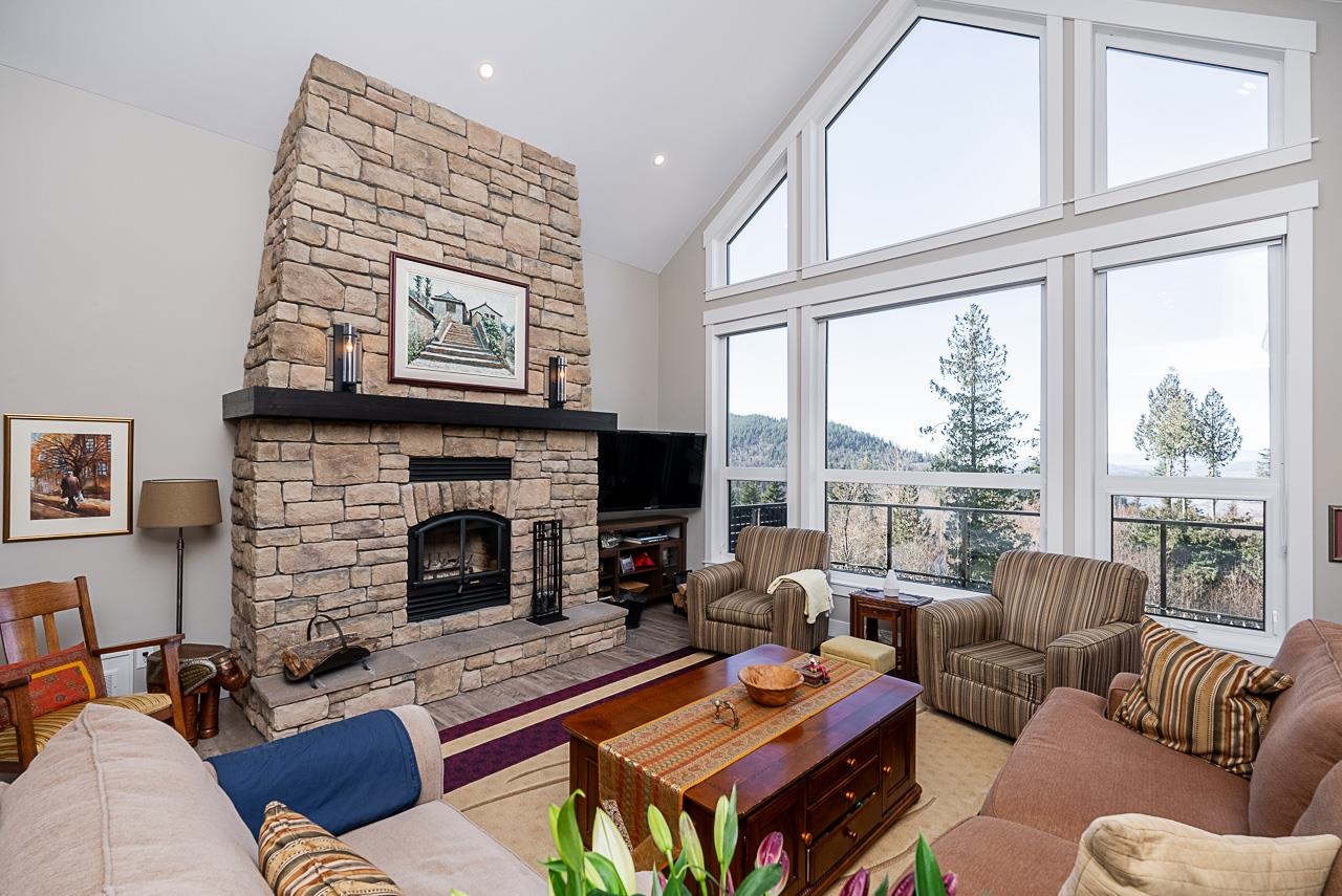 12 37885 BAKSTAD ROAD Unit: 12