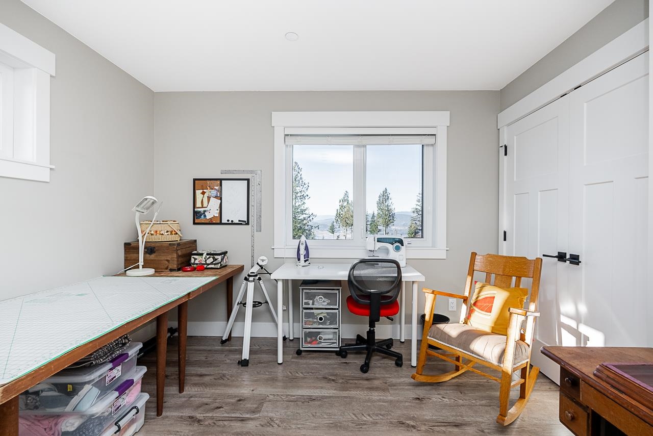 12 37885 BAKSTAD ROAD Unit: 12