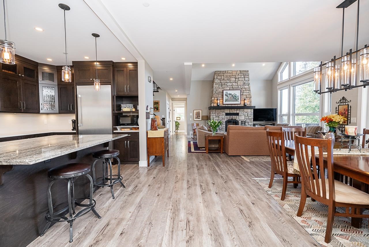 12 37885 BAKSTAD ROAD Unit: 12