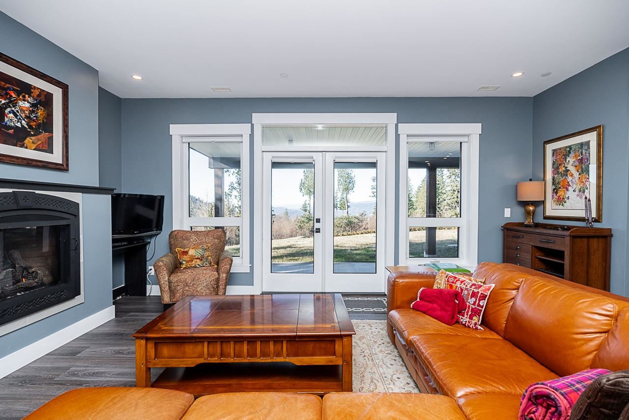 12 37885 BAKSTAD ROAD Unit: 12