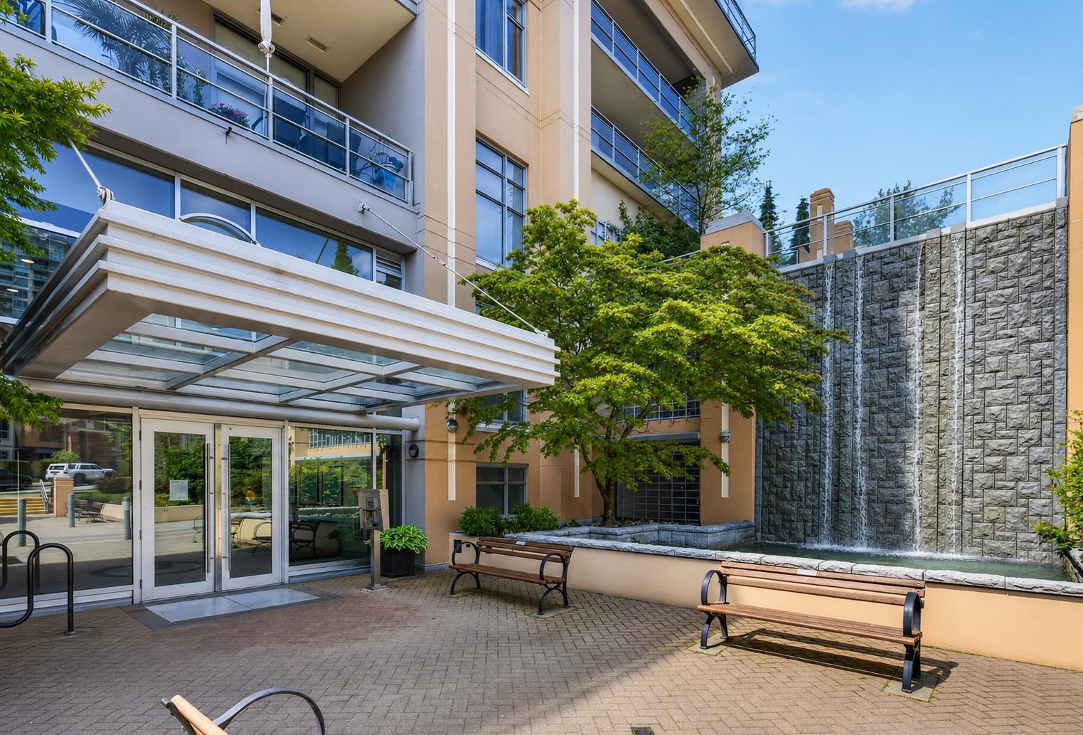 301 280 ROSS DRIVE Unit: 301