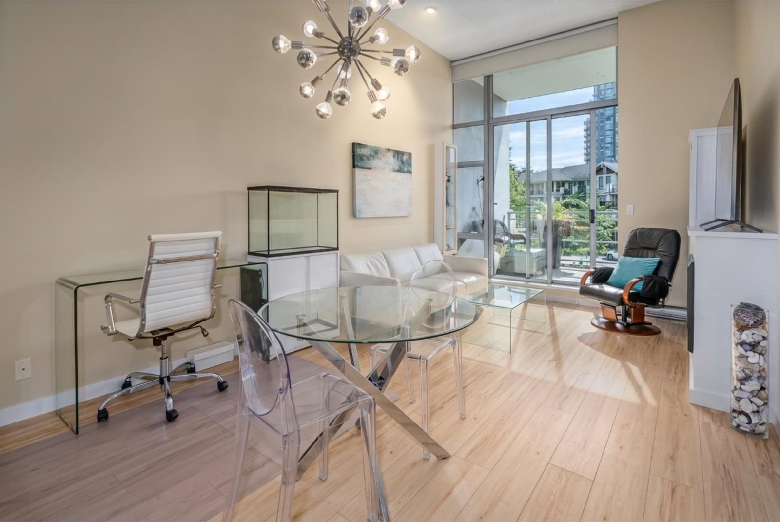 301 280 ROSS DRIVE Unit: 301