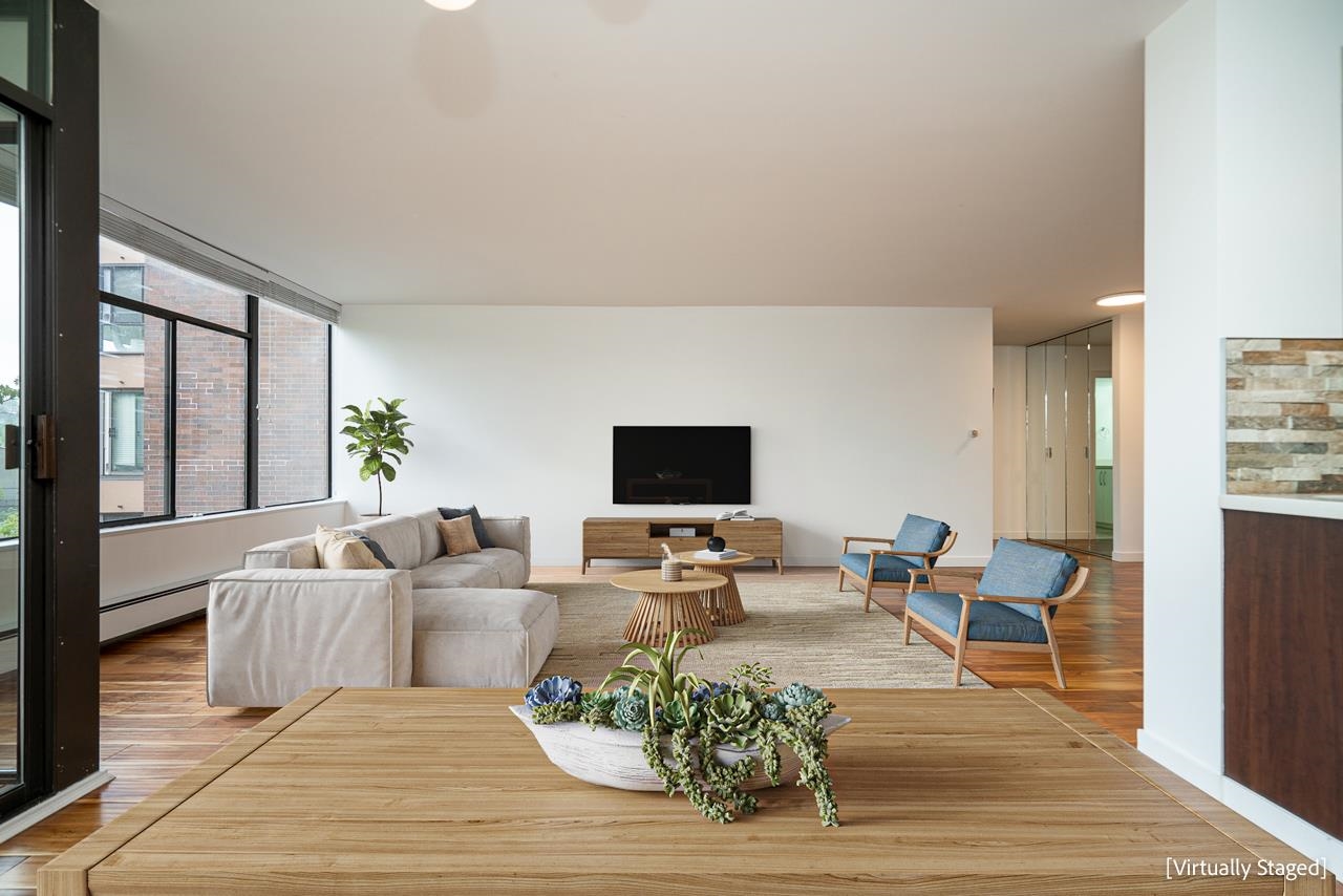 309 2101 MCMULLEN AVENUE Unit: 309