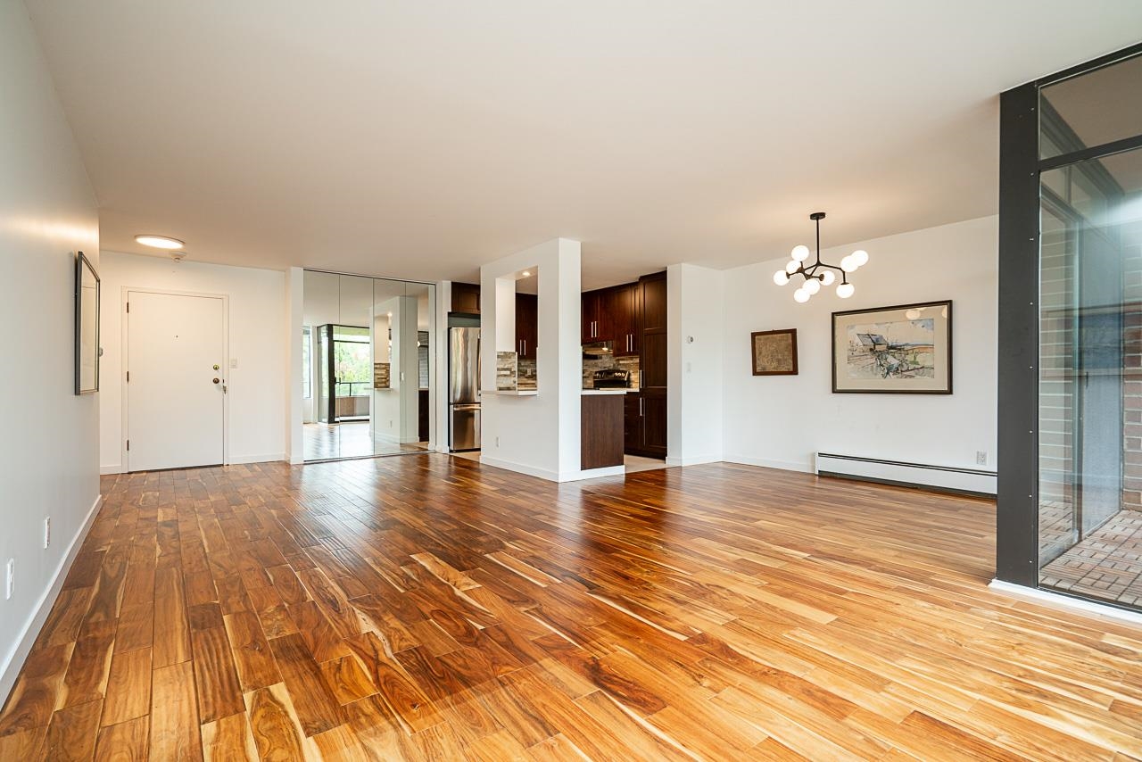 309 2101 MCMULLEN AVENUE Unit: 309