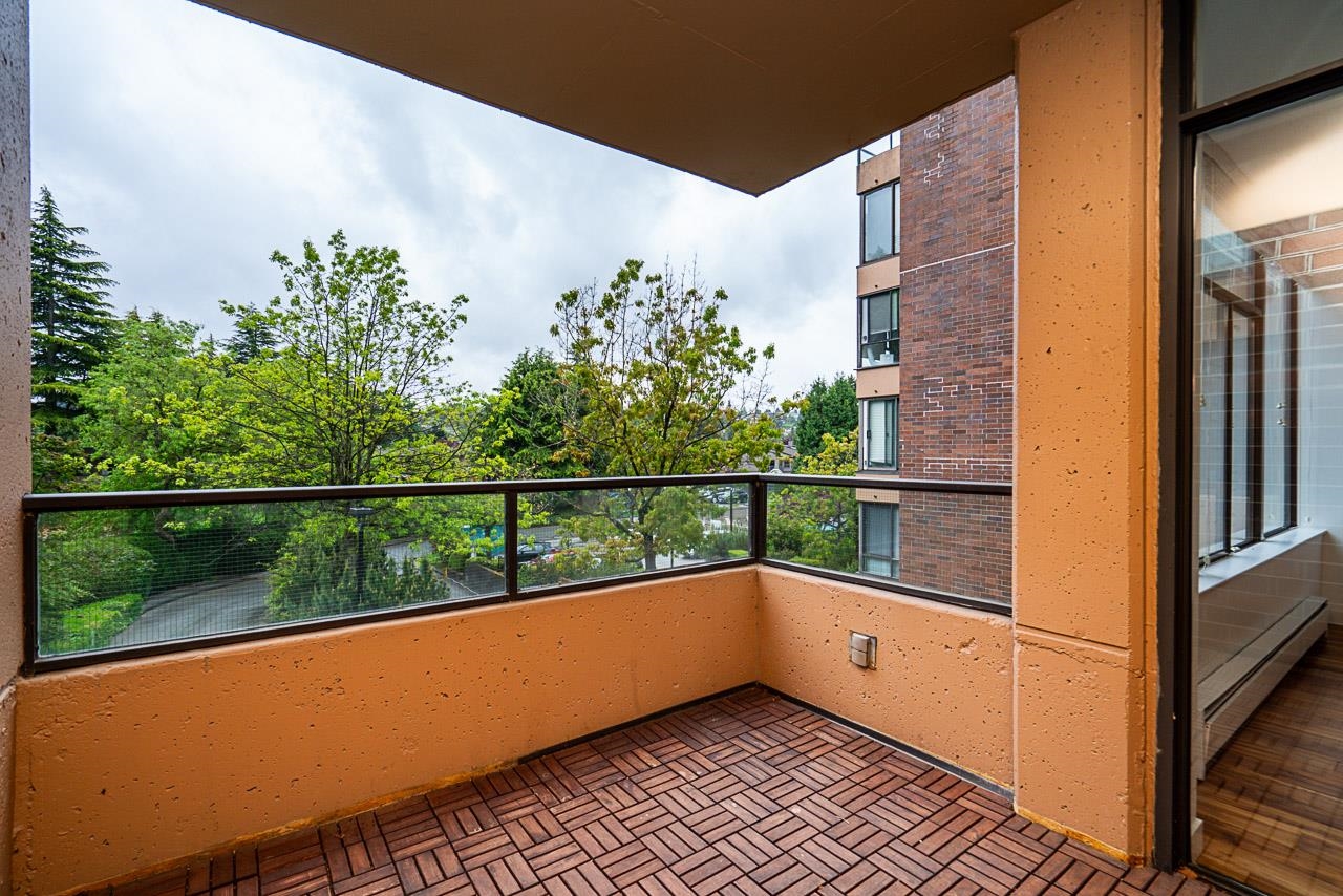309 2101 MCMULLEN AVENUE Unit: 309