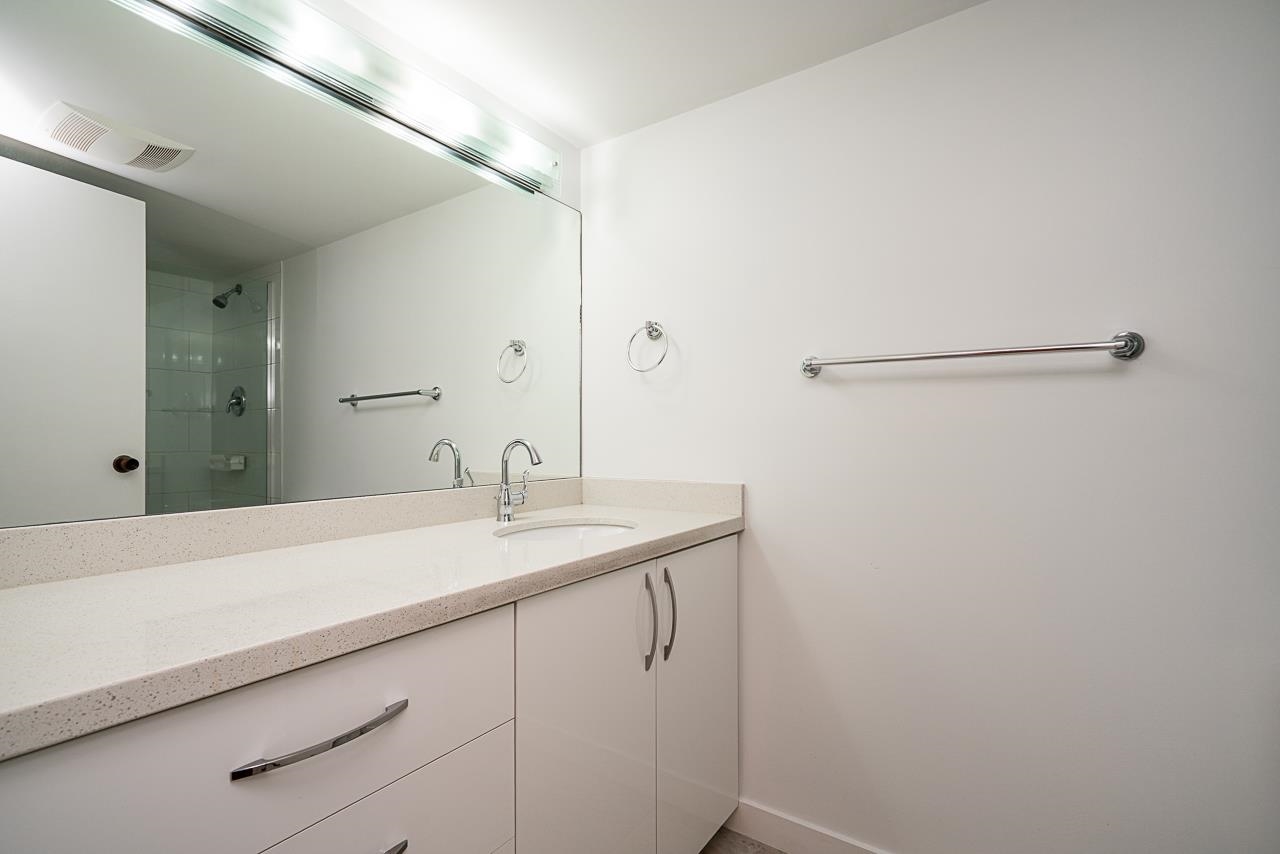 309 2101 MCMULLEN AVENUE Unit: 309
