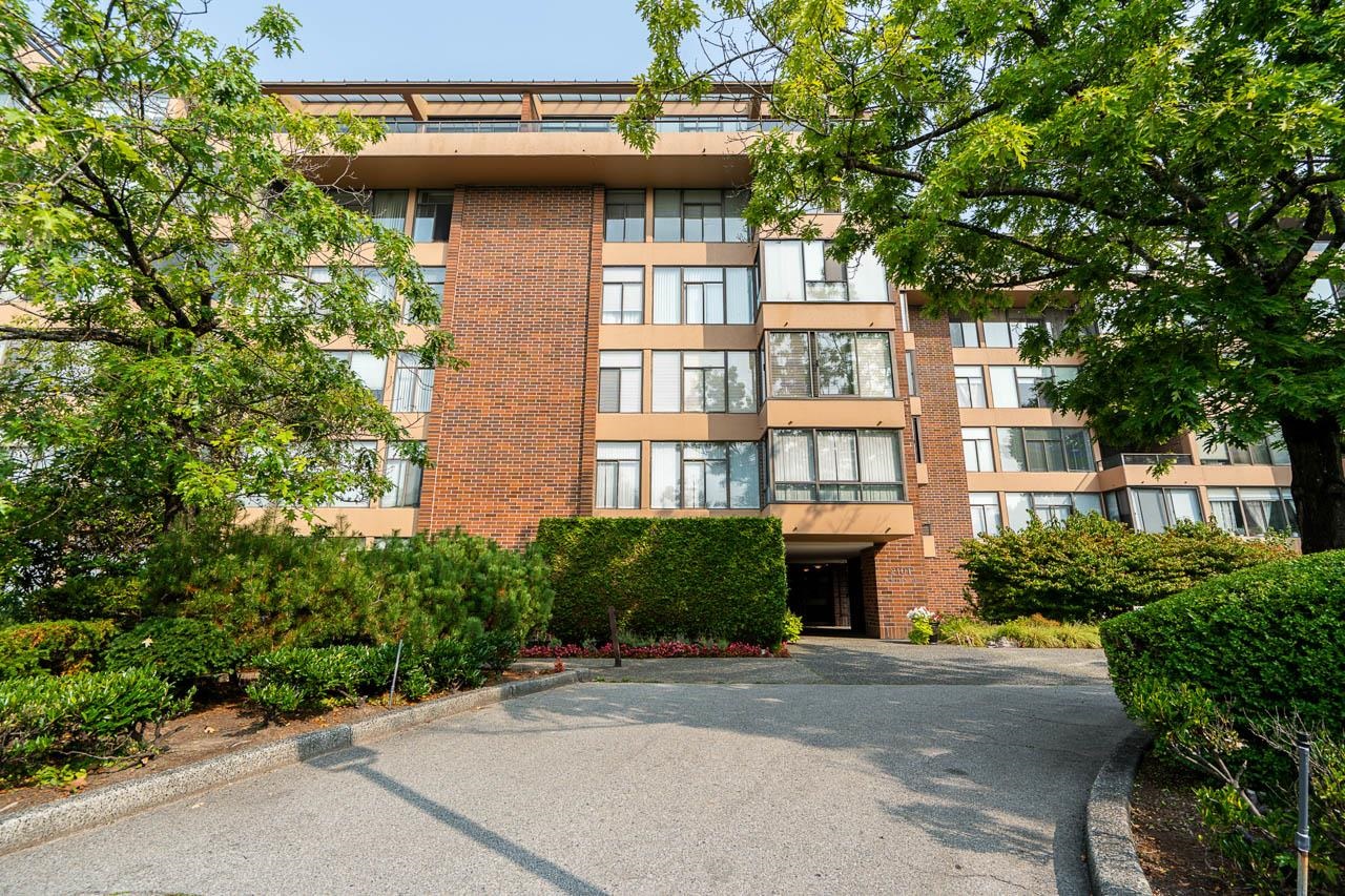 309 2101 MCMULLEN AVENUE Unit: 309