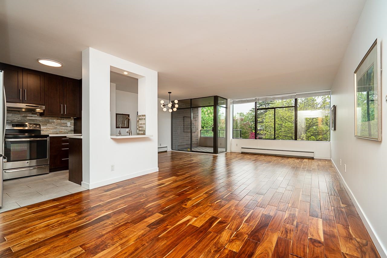 309 2101 MCMULLEN AVENUE Unit: 309