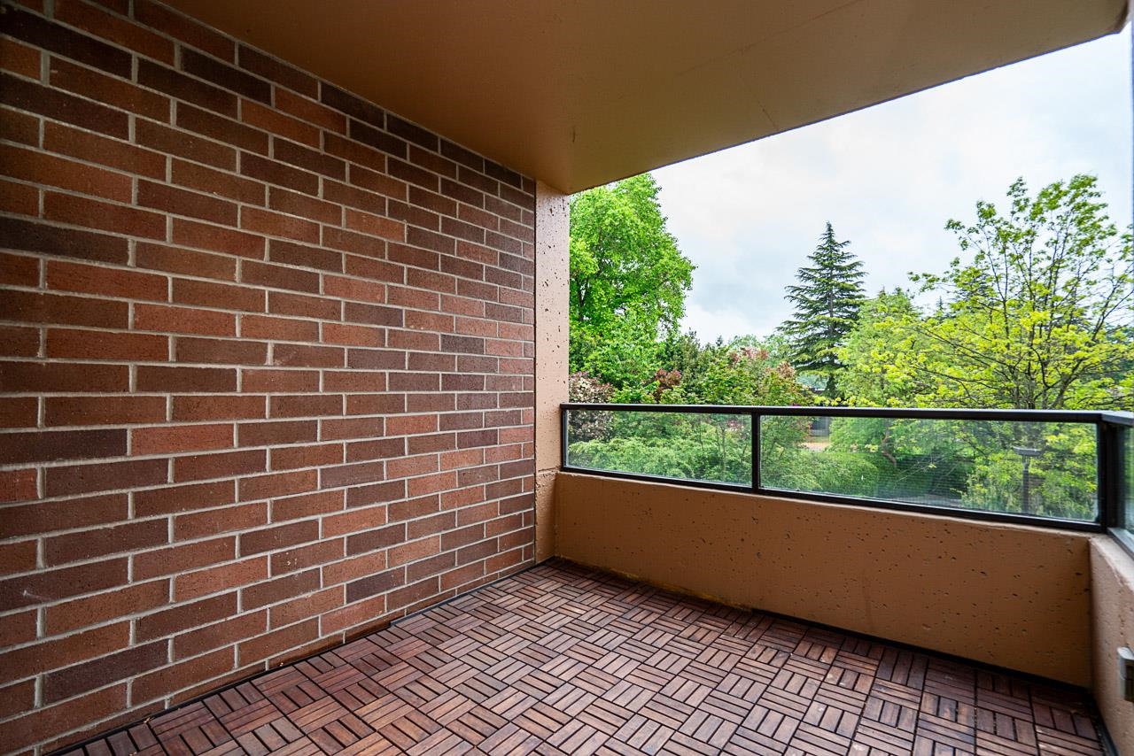 309 2101 MCMULLEN AVENUE Unit: 309