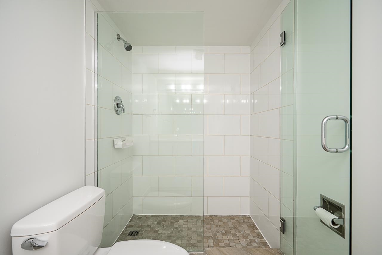 309 2101 MCMULLEN AVENUE Unit: 309