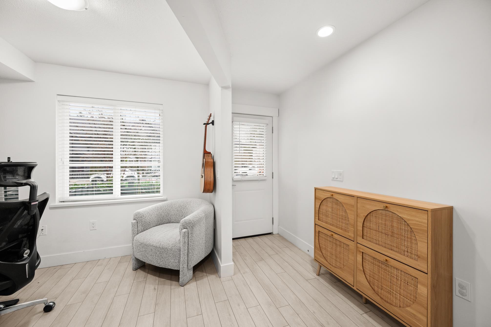 21 8570 204 STREET Unit: 21