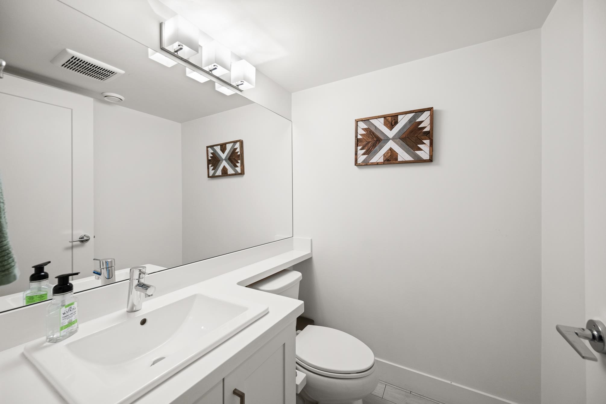 21 8570 204 STREET Unit: 21