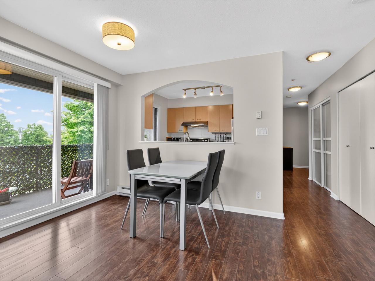 310 8495 JELLICOE STREET Unit: 310