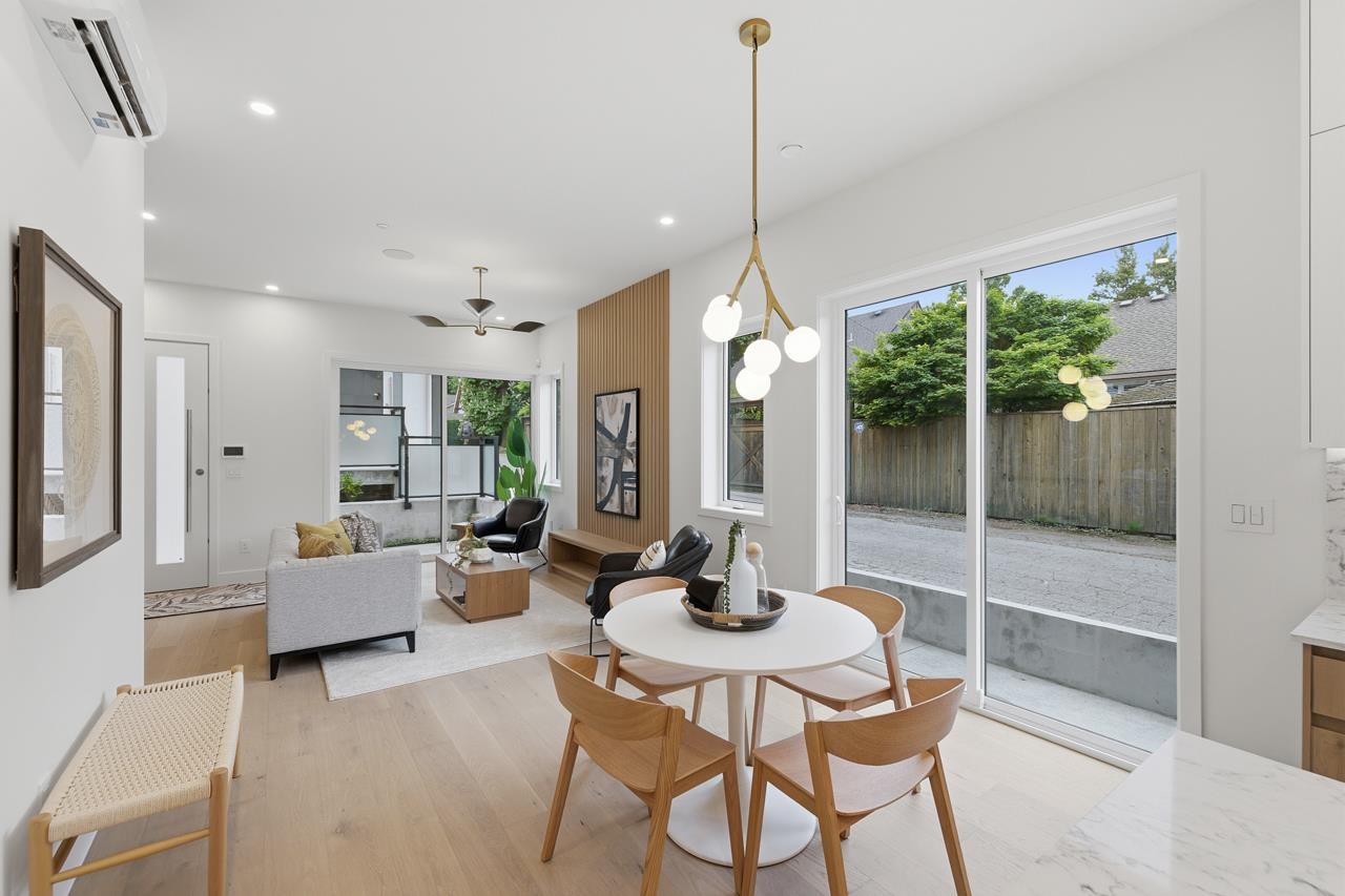 1 2509 KITCHENER STREET Unit: 1