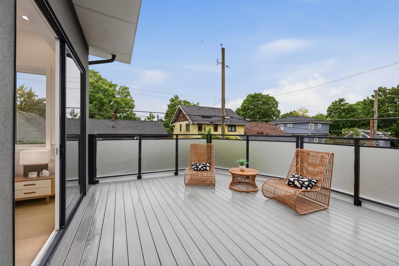 1 2509 KITCHENER STREET Unit: 1