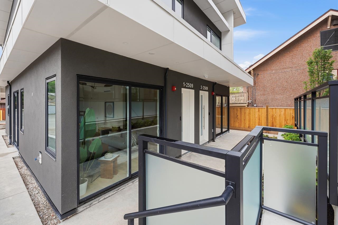 1 2509 KITCHENER STREET Unit: 1