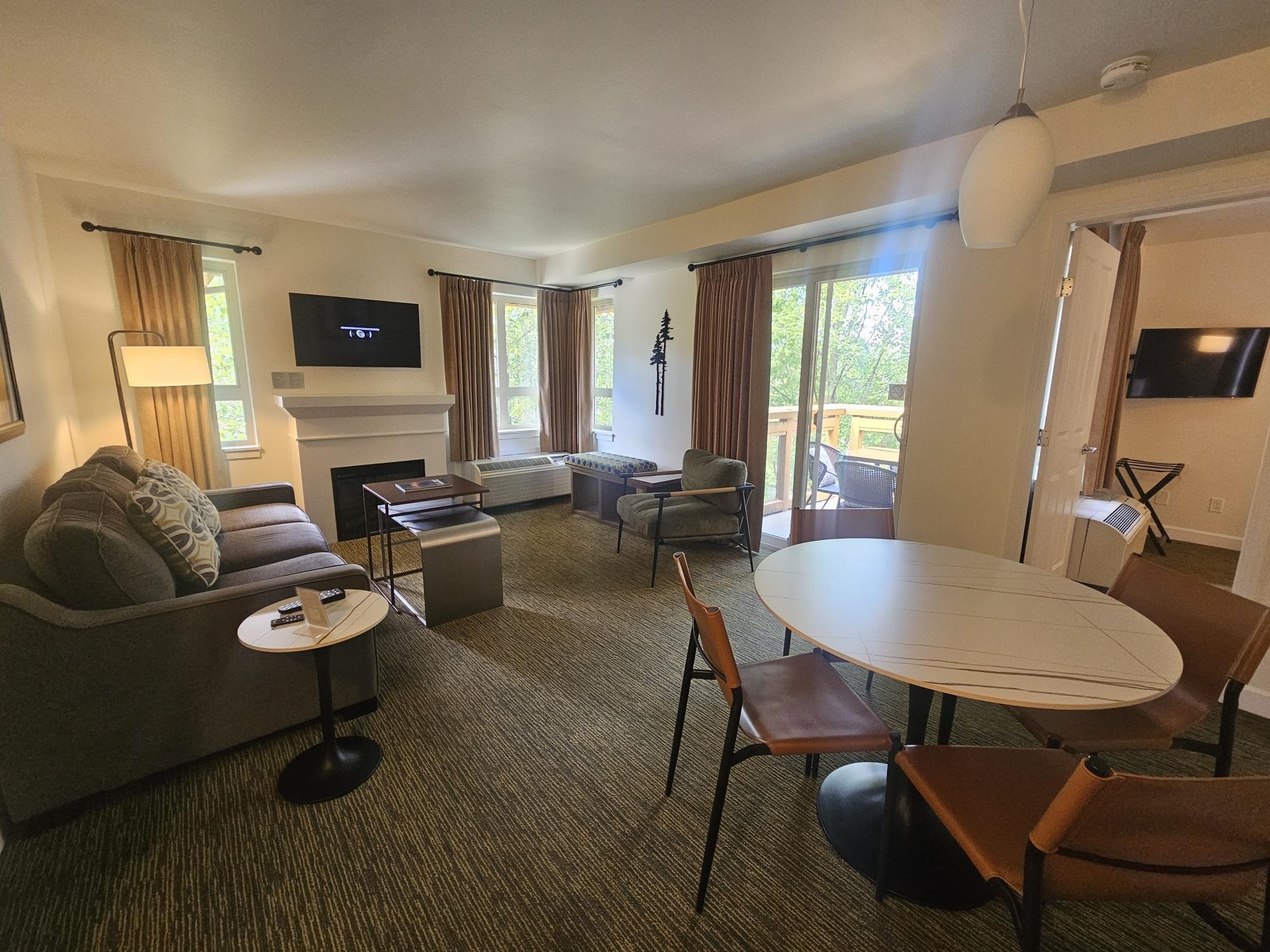 312 40900 TANTALUS ROAD Unit: 312
