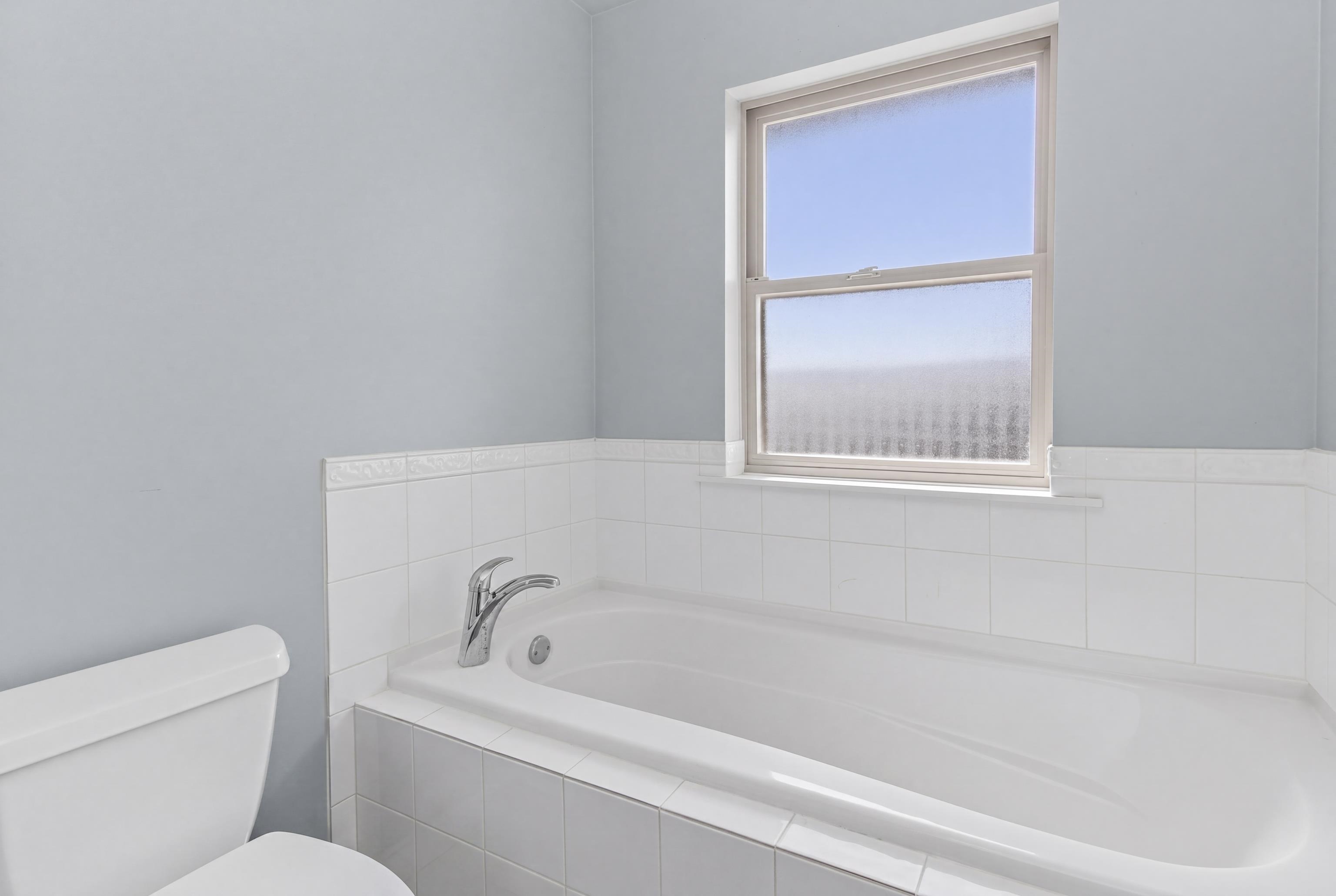 6 1024 GLACIER VIEW DRIVE Unit: 6