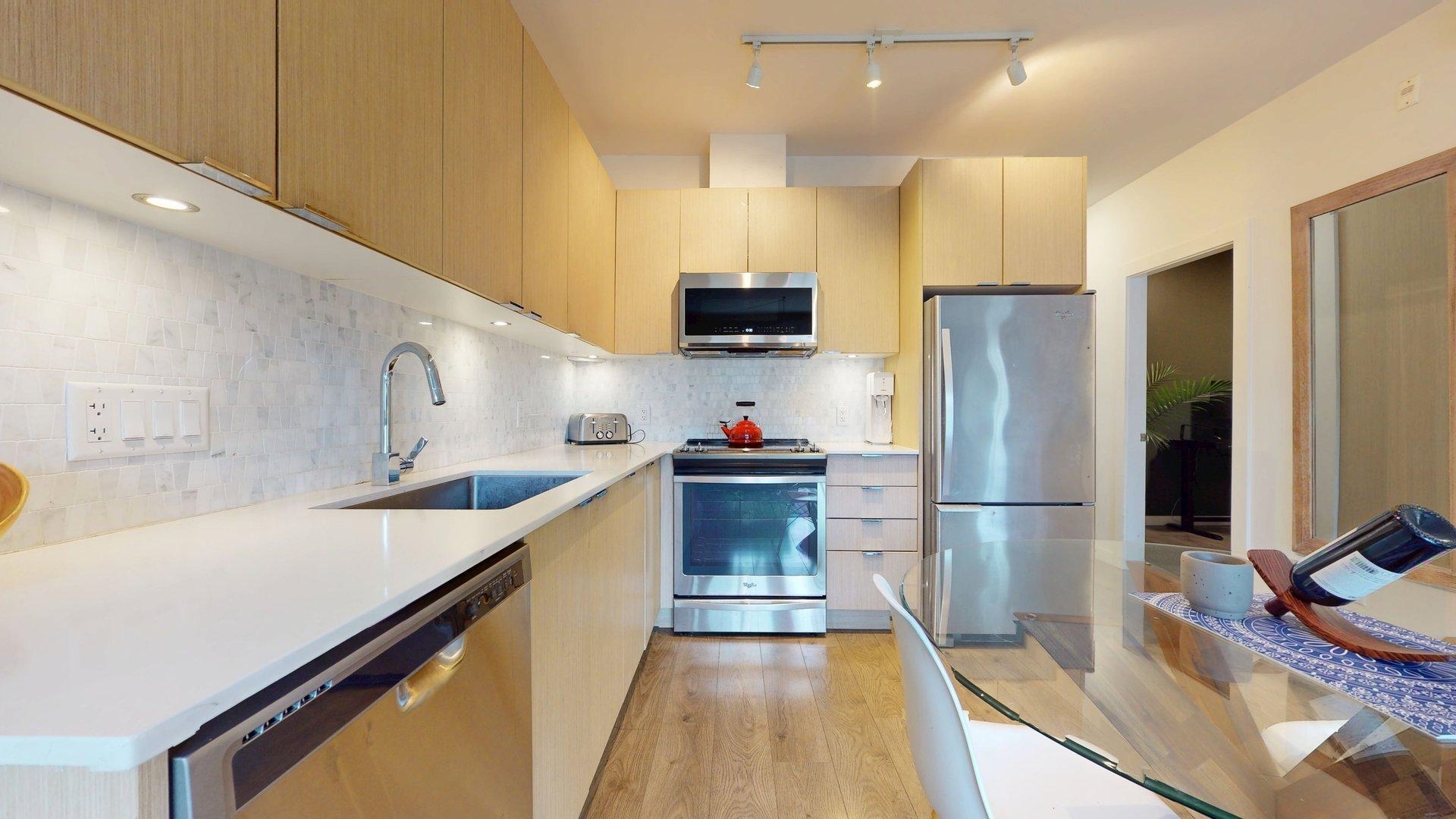 303 1150 BAILEY STREET Unit: 303