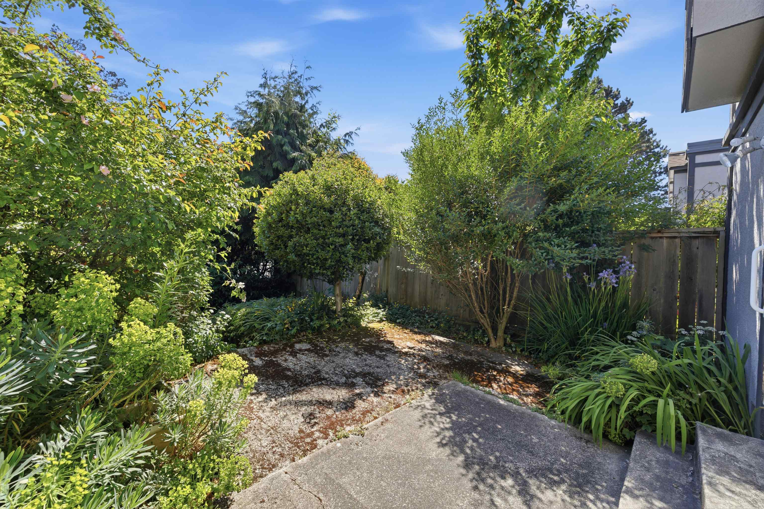 43 8491 RYAN ROAD Unit: 43