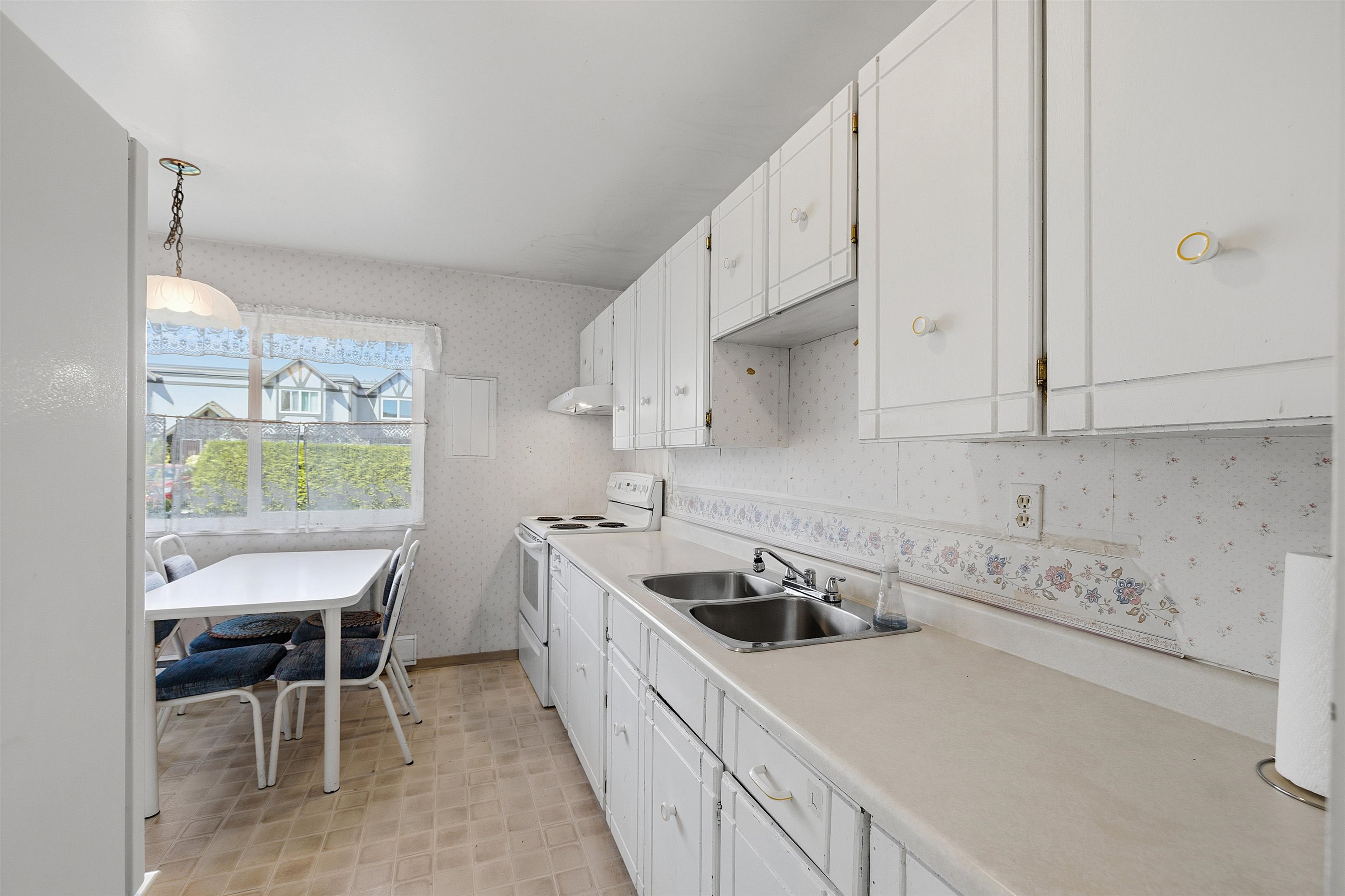 43 8491 RYAN ROAD Unit: 43