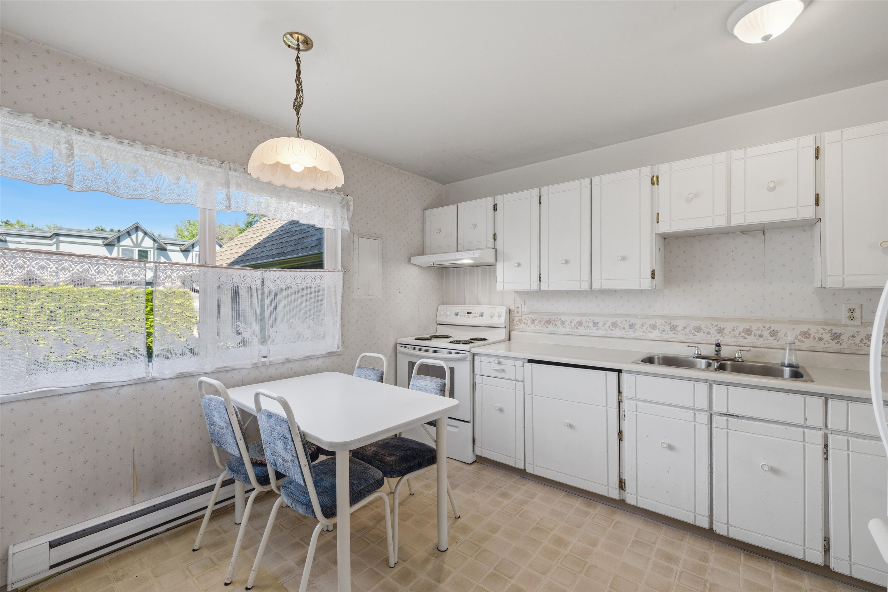 43 8491 RYAN ROAD Unit: 43