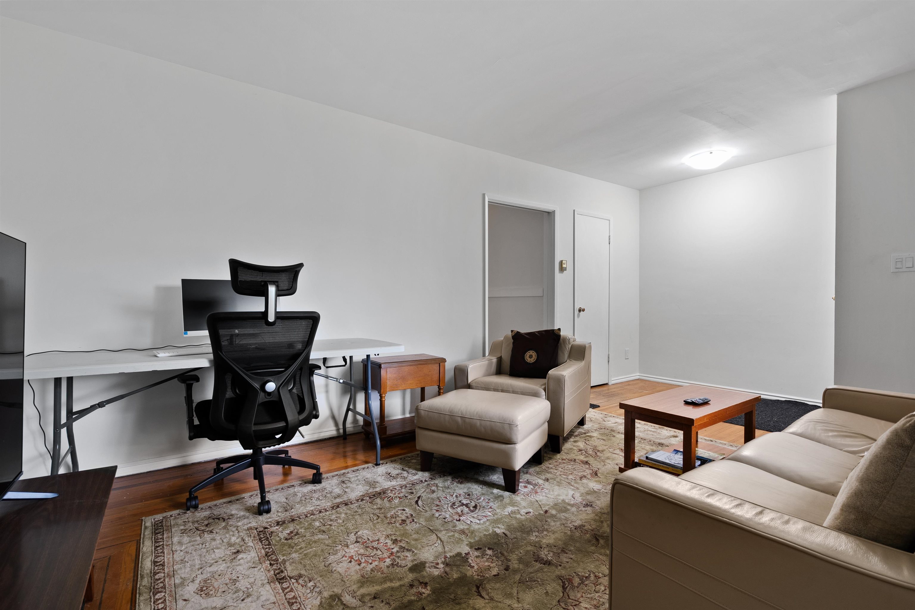 443-445 W KEITH ROAD