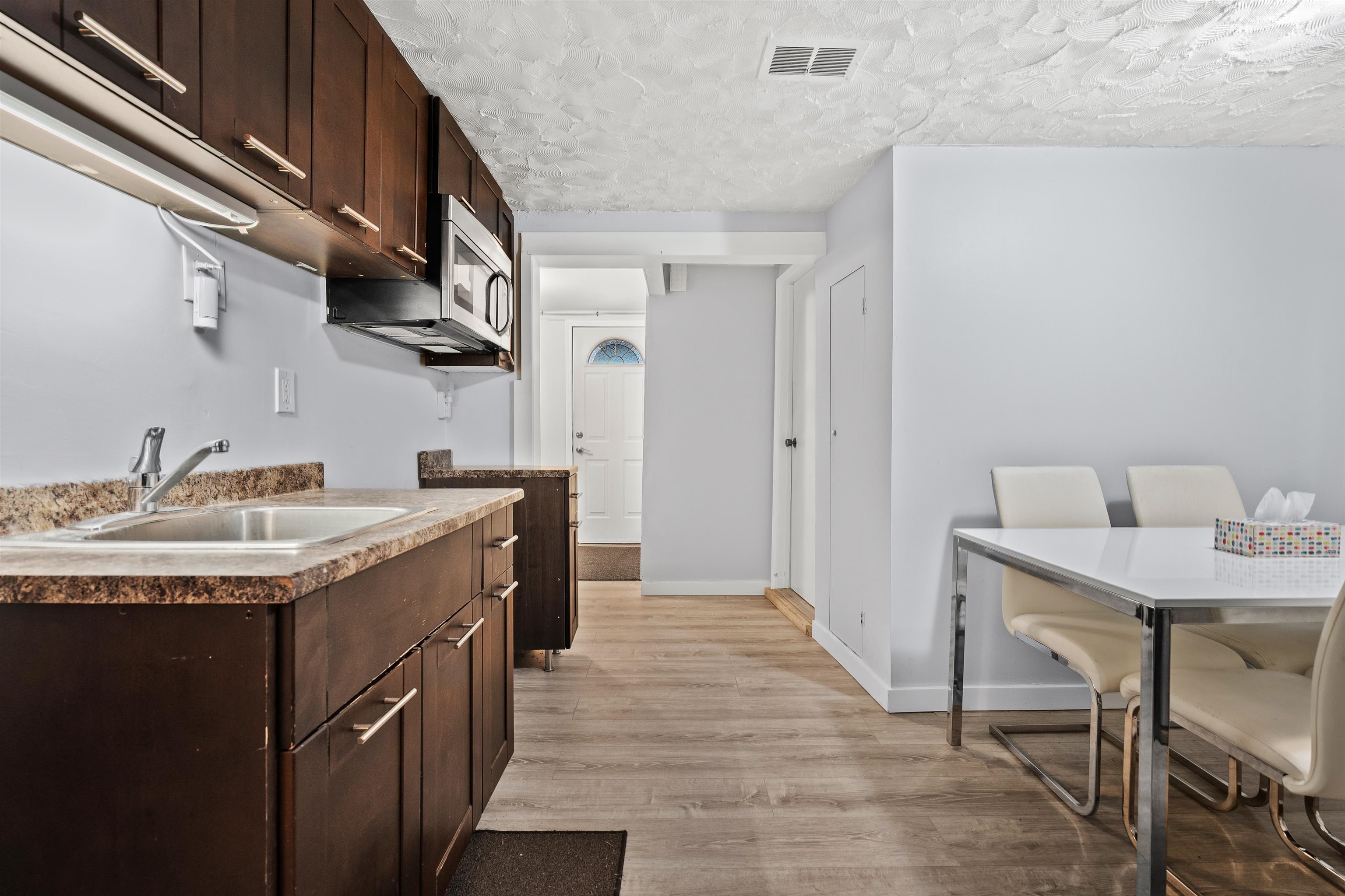 443-445 W KEITH ROAD