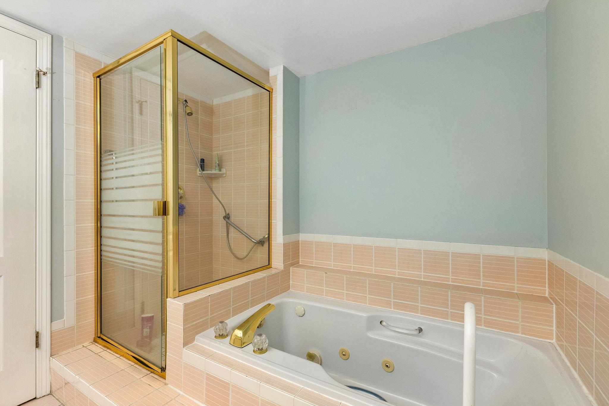 103 7580 COLUMBIA STREET Unit: 103