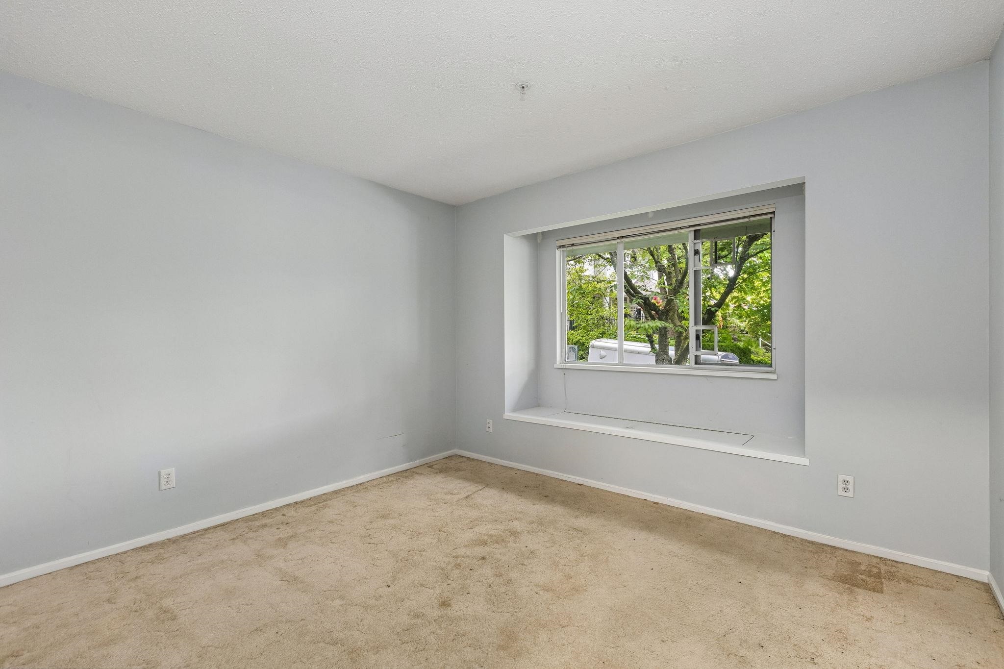 103 7580 COLUMBIA STREET Unit: 103