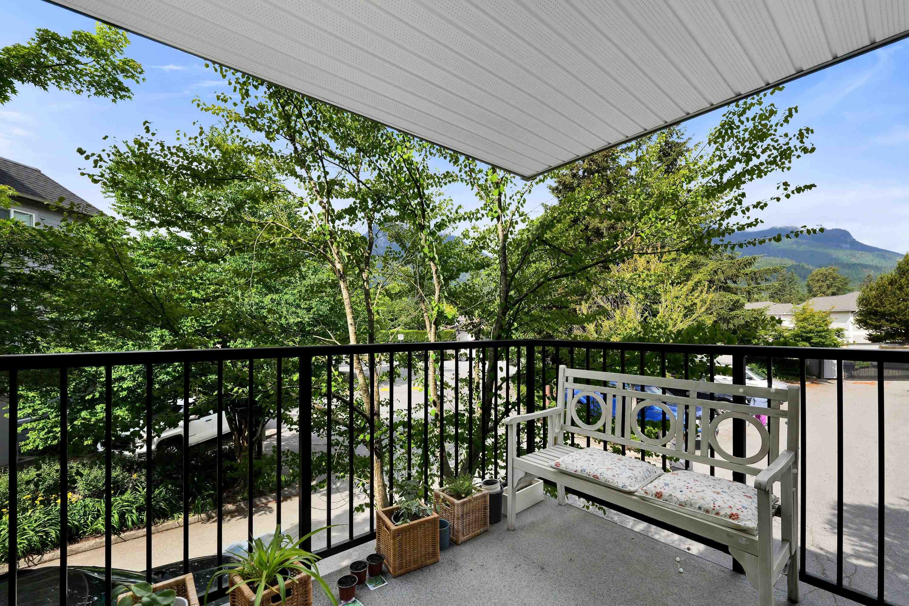 201B 40120 WILLOW CRESCENT Unit: 201B
