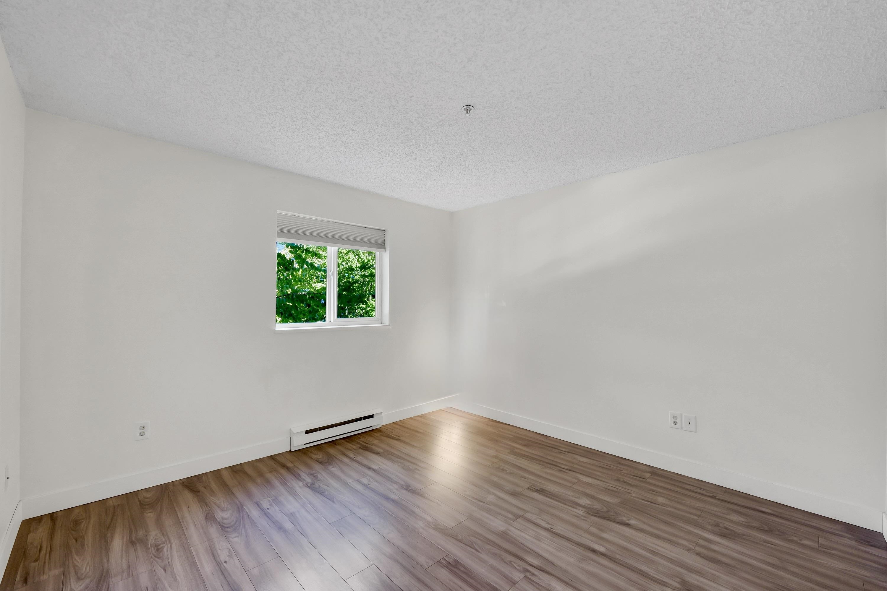 201B 40120 WILLOW CRESCENT Unit: 201B