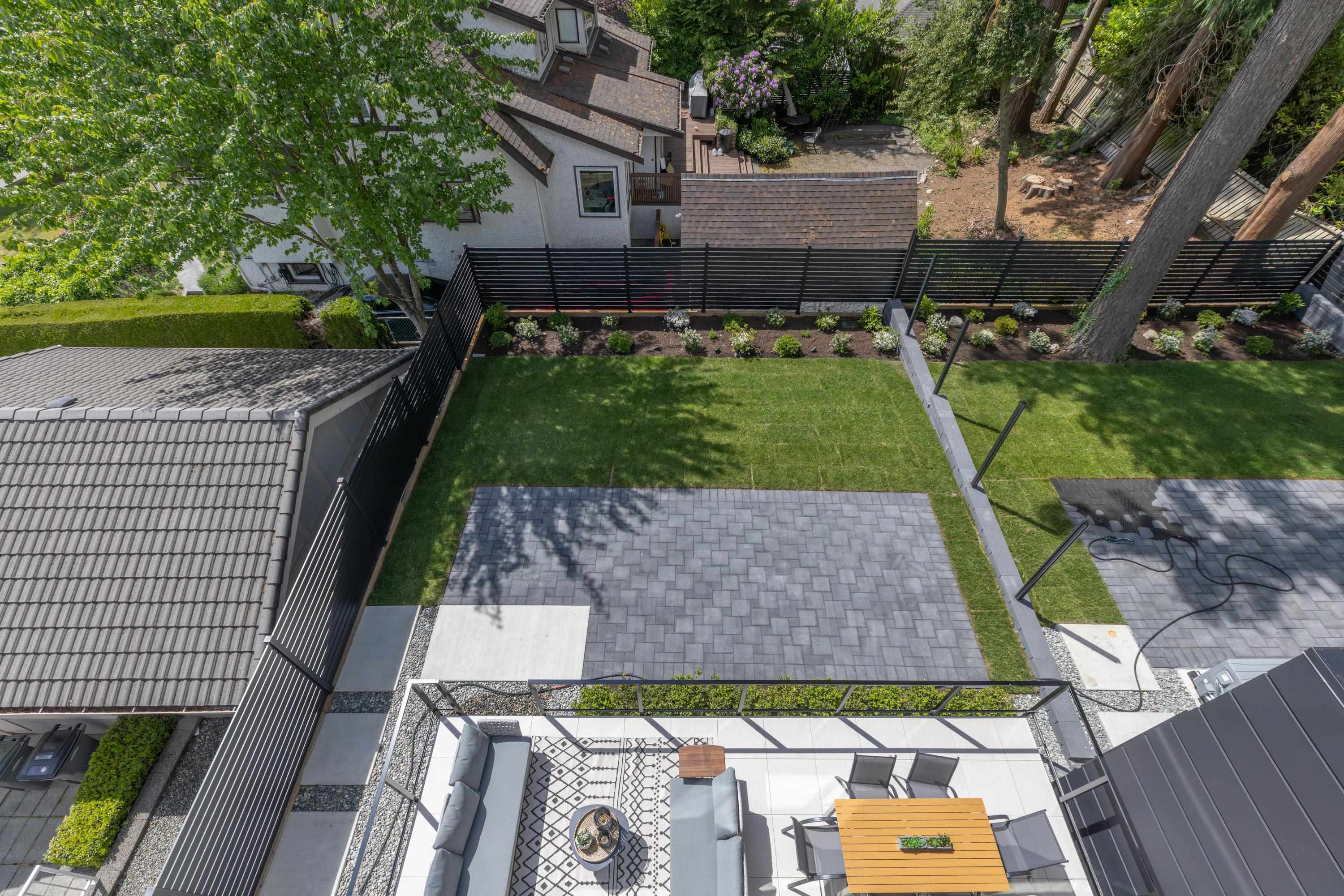 2 5061 BLENHEIM STREET Unit: 2